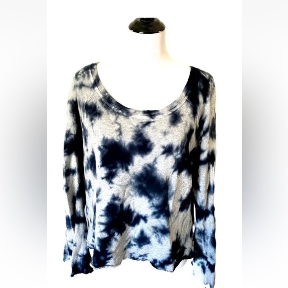 Womens Splendid Sz Small Oversized Sweatshirt Tie Dye Pullover Blue Bell Sleeve - Picture 1 of 6
